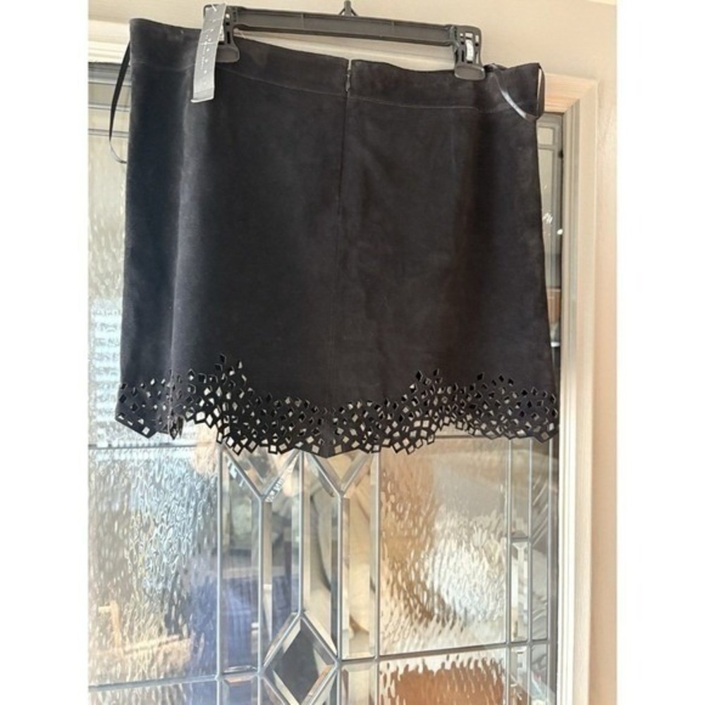 Laundry Shelli Segal NWT Suede Mini Skirt A-line Scalloped Cutout Black Sz 10 - Picture 4 of 11